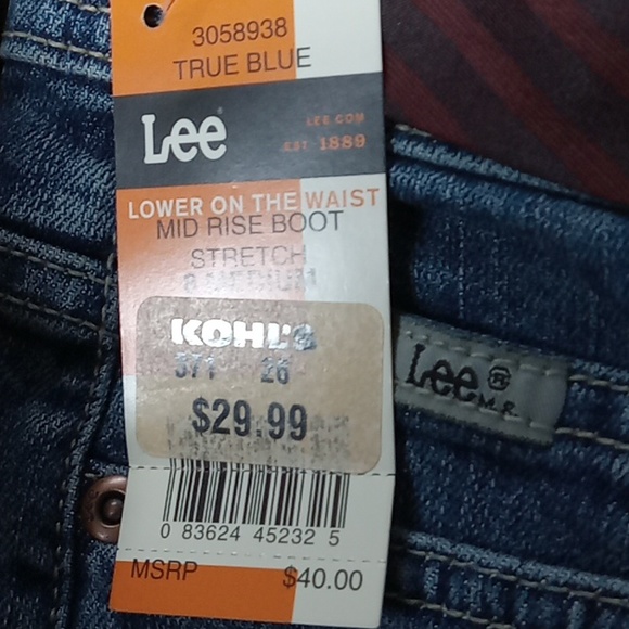 JEAN - Picture 9 of 9